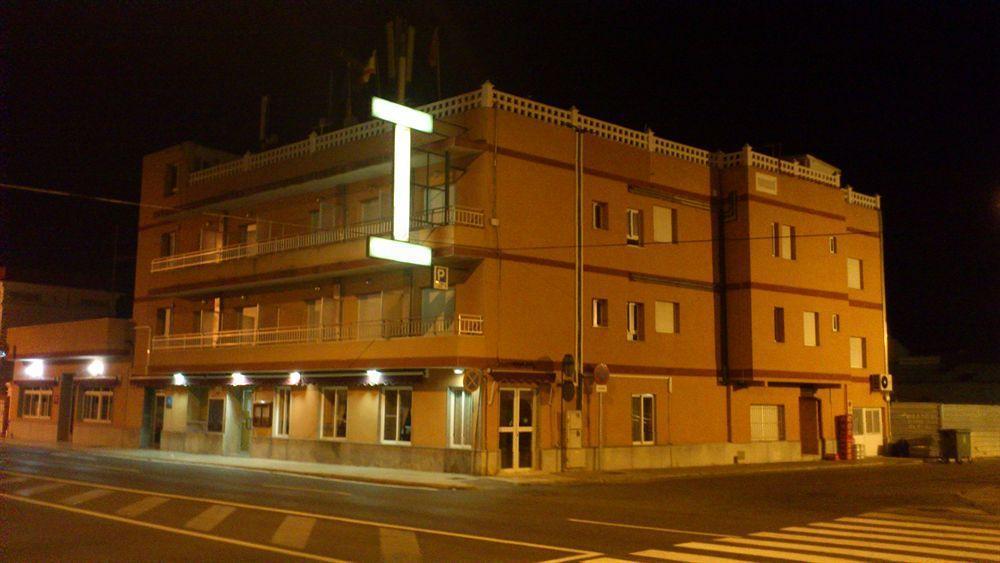 Hotel Trabuco Santiago De La Ribera Exterior foto